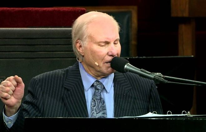 The Jimmy Swaggart Scandal: A Televangelist’s Fall from Grace