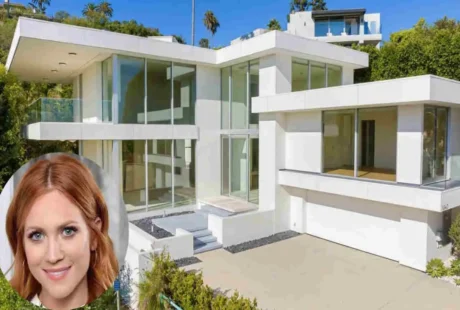 brittany snow house